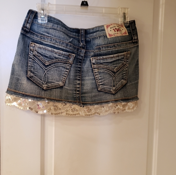 YMI denim jean white lace, silver sequin skit, size 5 - Picture 2 of 9